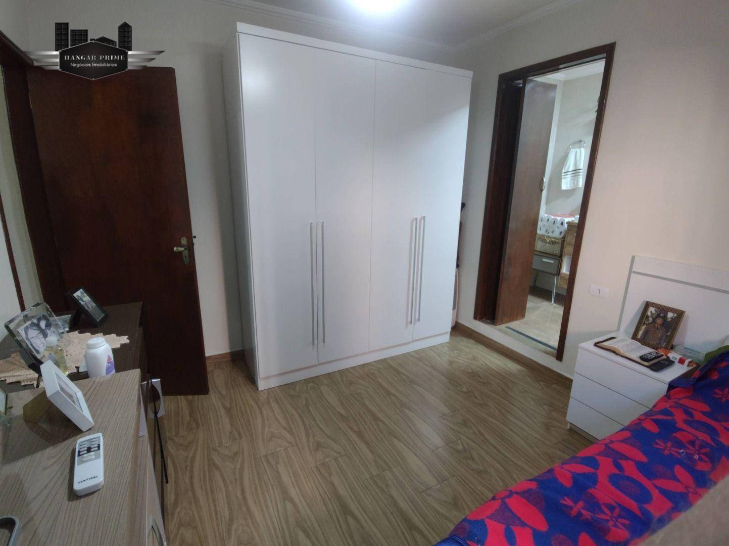 Casa à venda com 4 quartos, 120m² - Foto 17