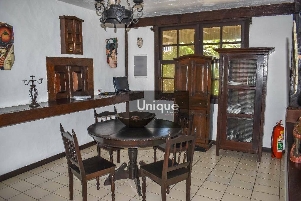 Casa à venda com 7 quartos, 680m² - Foto 6