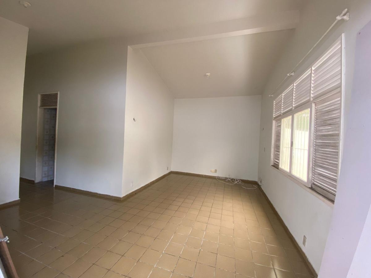 Casa para alugar com 3 quartos, 130m² - Foto 3