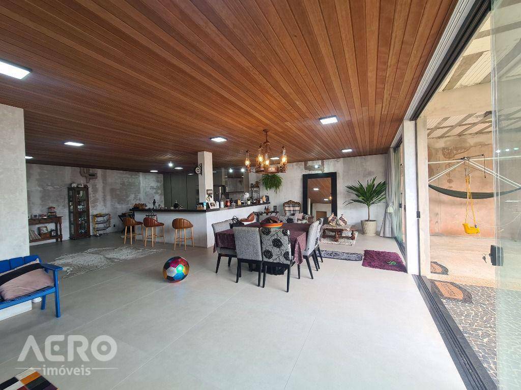 Casa à venda com 2 quartos, 280m² - Foto 28