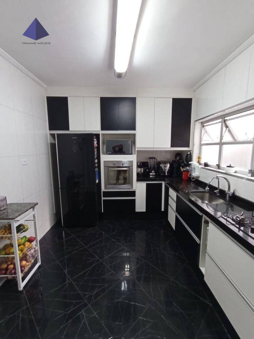 Sobrado à venda com 3 quartos, 150m² - Foto 22