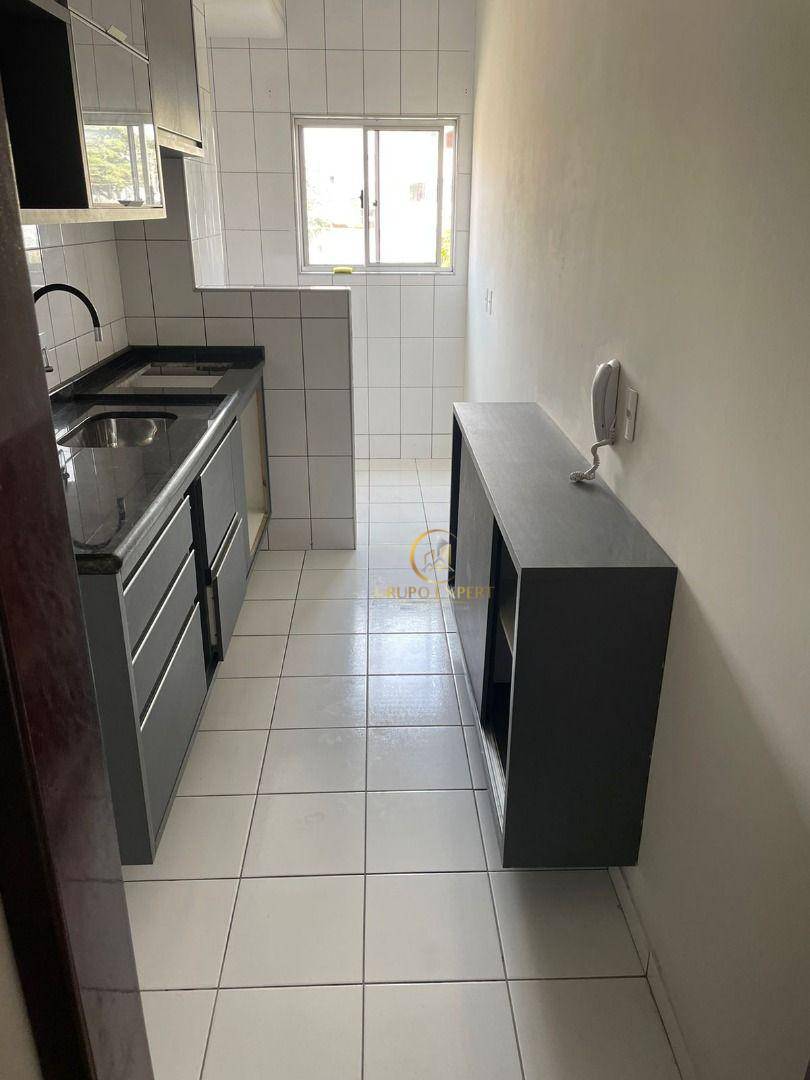 Apartamento à venda com 2 quartos, 65m² - Foto 5