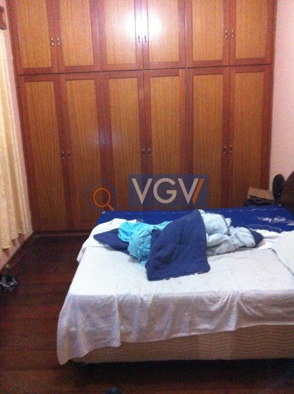 Casa à venda com 3 quartos, 200m² - Foto 12