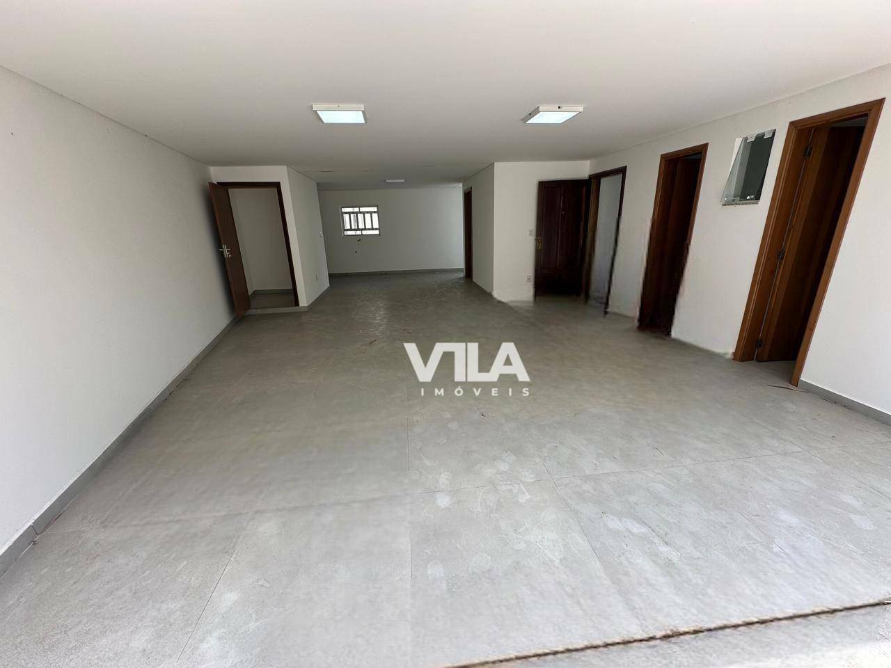 Casa à venda e aluguel com 4 quartos, 300m² - Foto 3