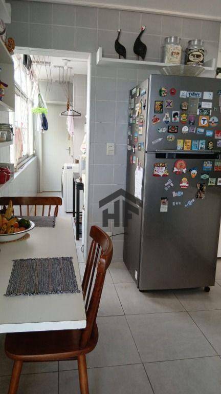 Apartamento para alugar com 3 quartos, 123m² - Foto 12