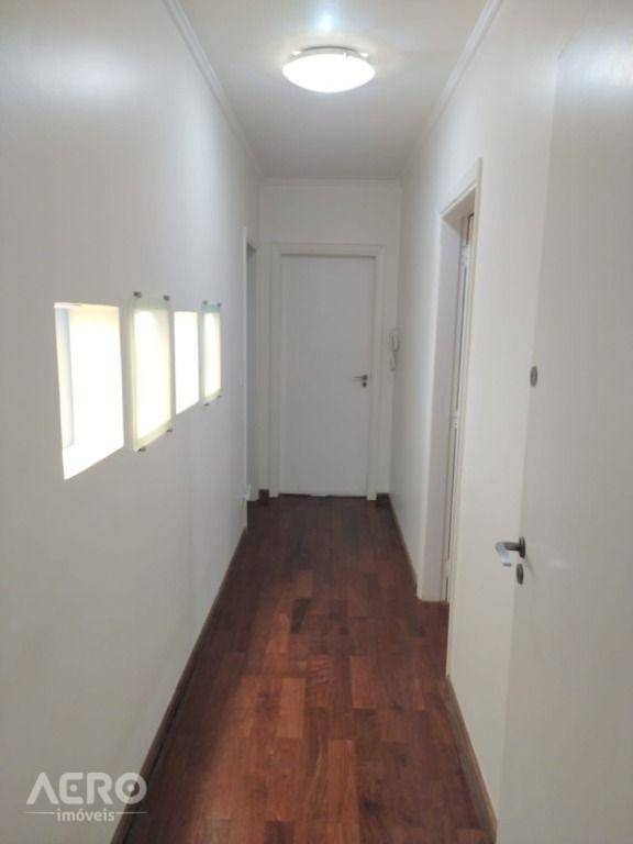 Apartamento à venda com 3 quartos, 240m² - Foto 26