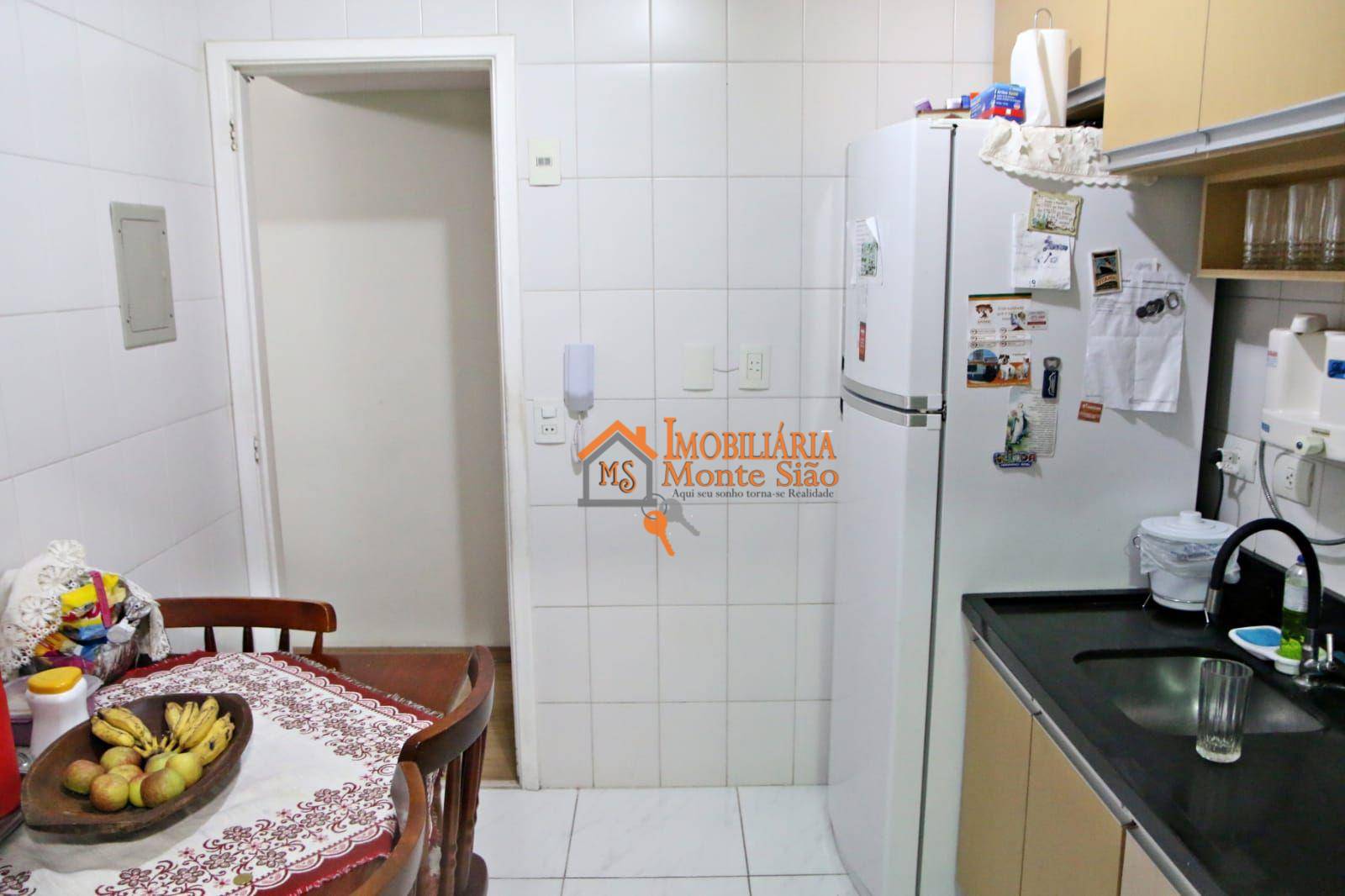 Apartamento à venda com 3 quartos, 65m² - Foto 2