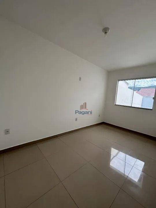 Casa à venda com 2 quartos, 50m² - Foto 5