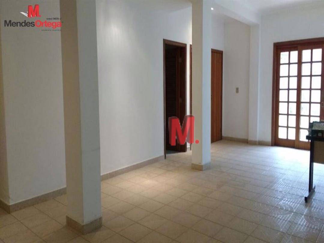 Casa à venda e aluguel com 4 quartos, 800m² - Foto 22