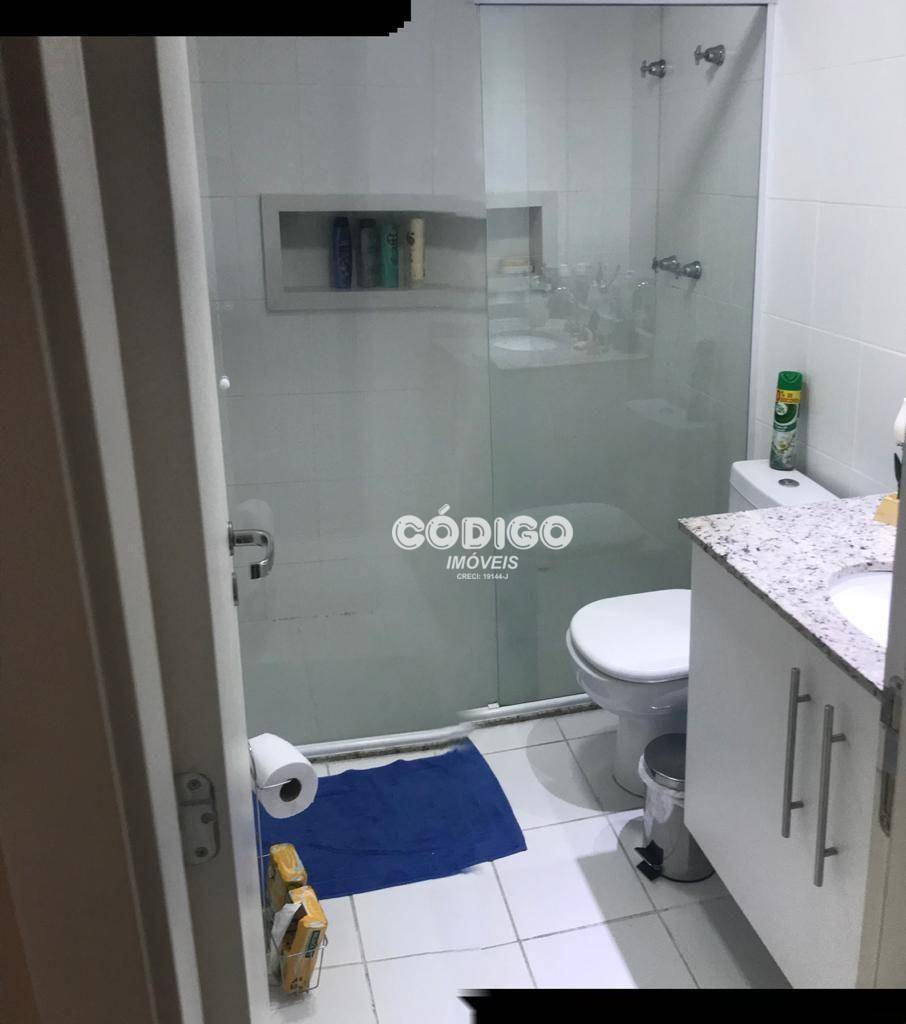 Apartamento à venda com 2 quartos, 70m² - Foto 23