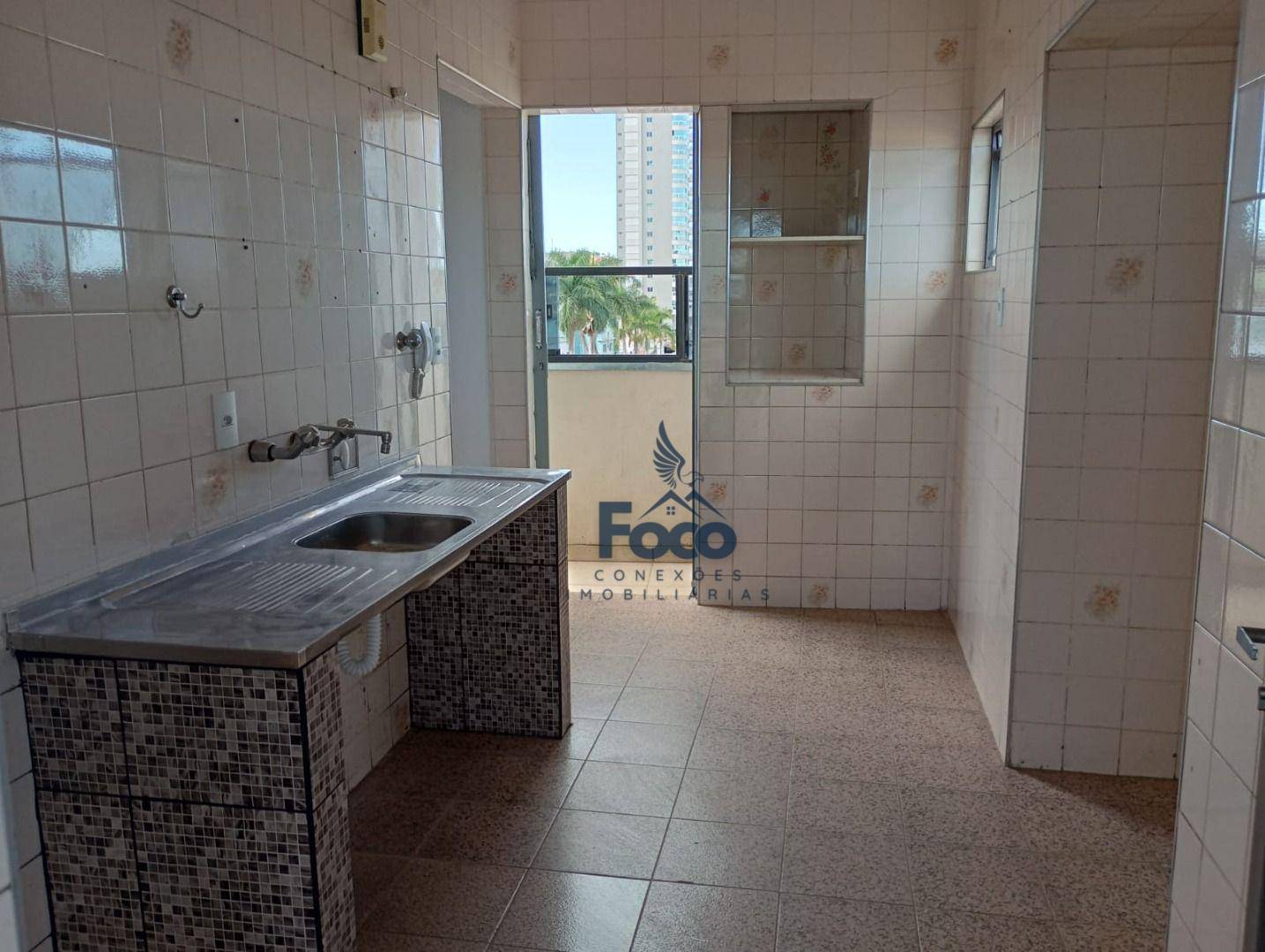 Apartamento à venda com 3 quartos, 90m² - Foto 4