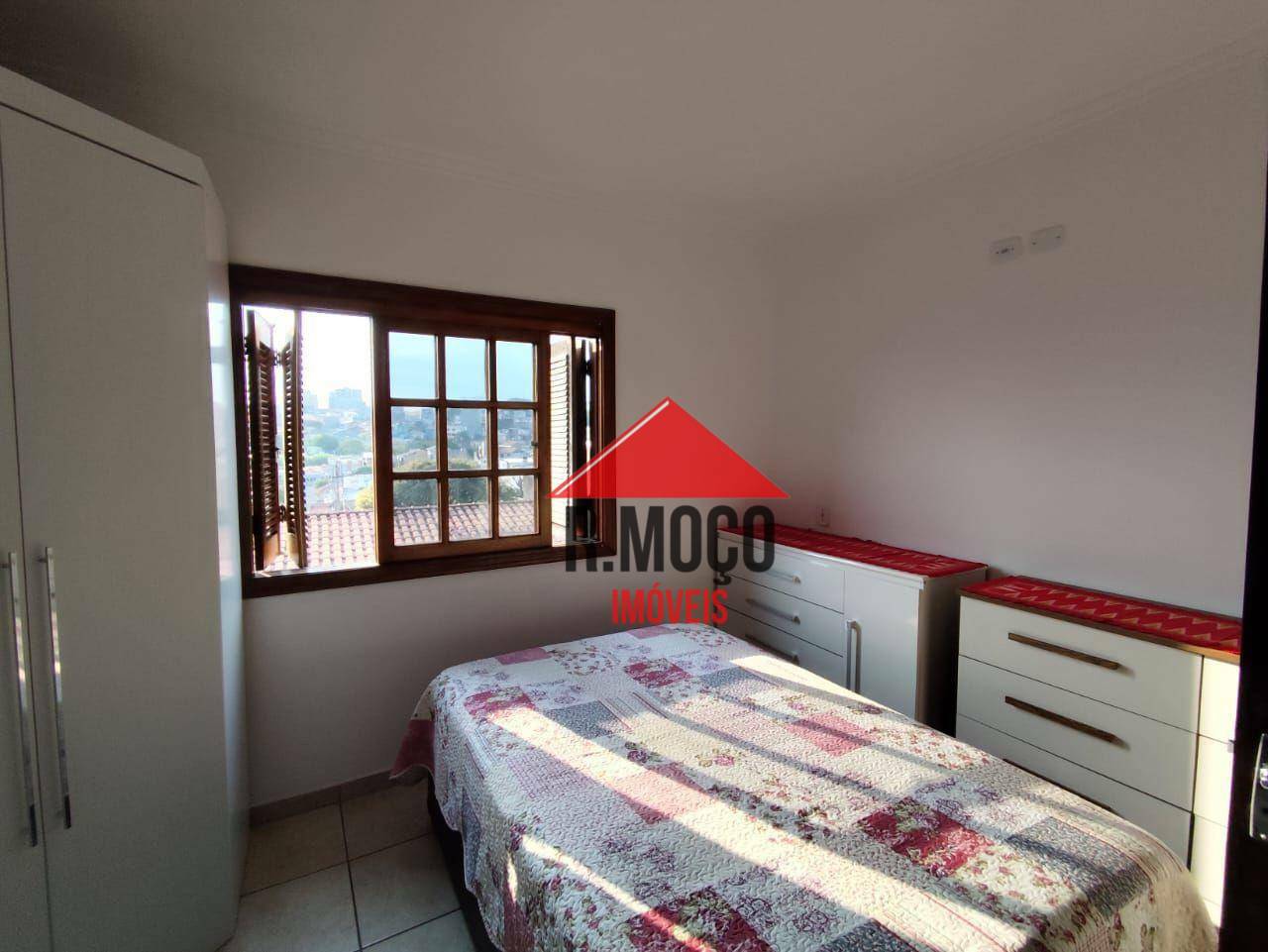 Casa à venda com 5 quartos, 160m² - Foto 17