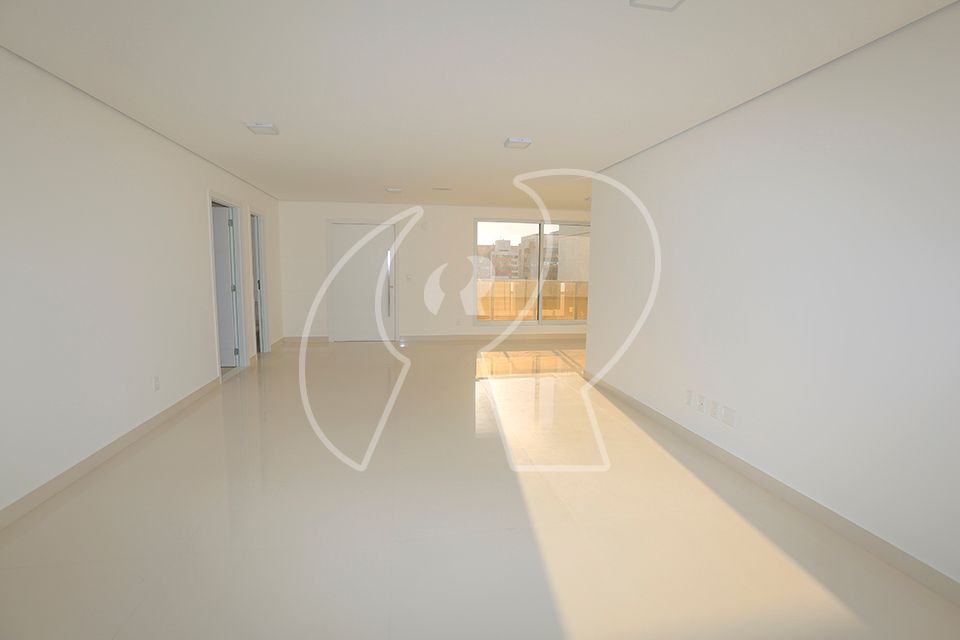 Apartamento à venda com 4 quartos, 231m² - Foto 5