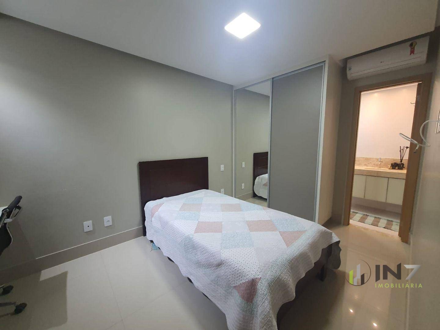 Apartamento à venda com 3 quartos, 121m² - Foto 15