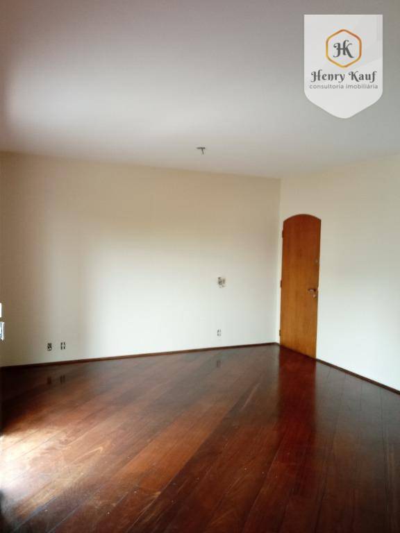 Apartamento à venda com 3 quartos, 135m² - Foto 5