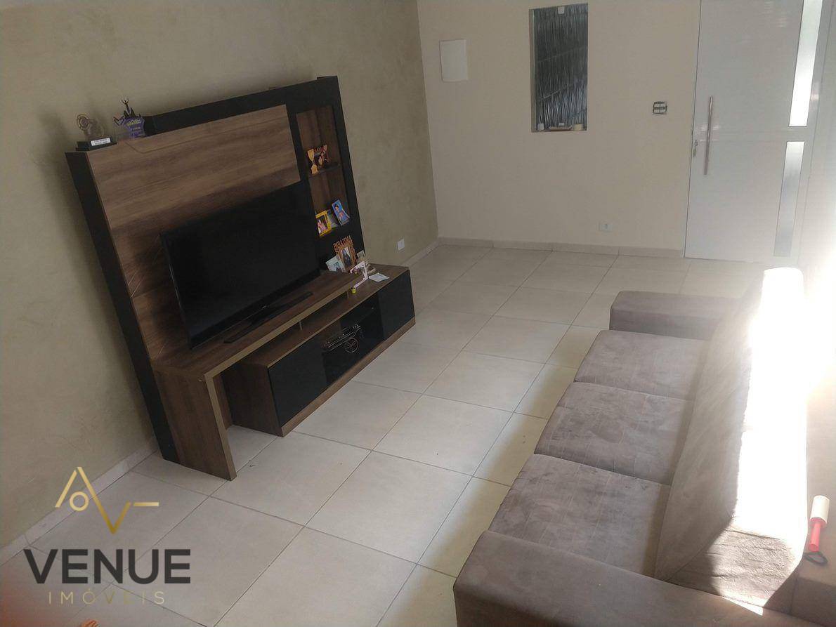 Sobrado à venda com 3 quartos, 220M2 - Foto 12