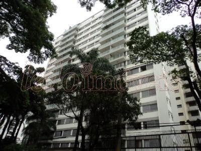 Apartamento para alugar com 3 quartos, 120m² - Foto 13