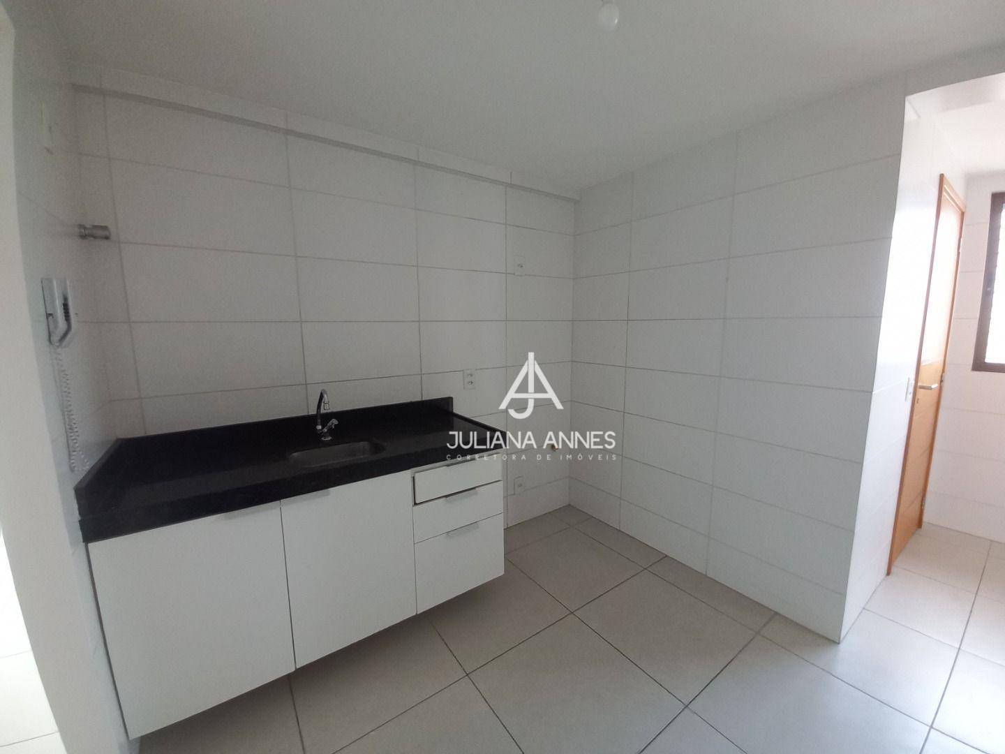 Apartamento à venda com 3 quartos, 91m² - Foto 4