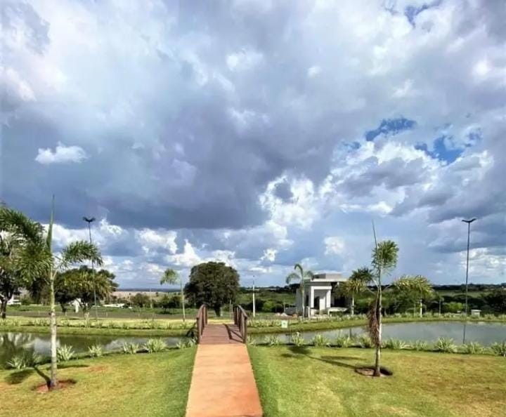Casa de Condomínio à venda com 3 quartos, 277m² - Foto 9