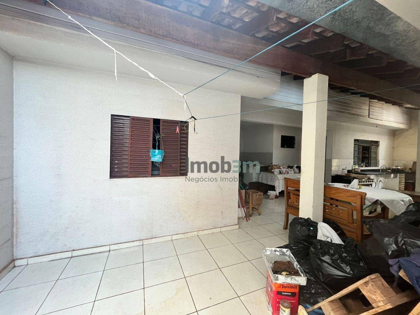 Casa à venda com 4 quartos, 210m² - Foto 31