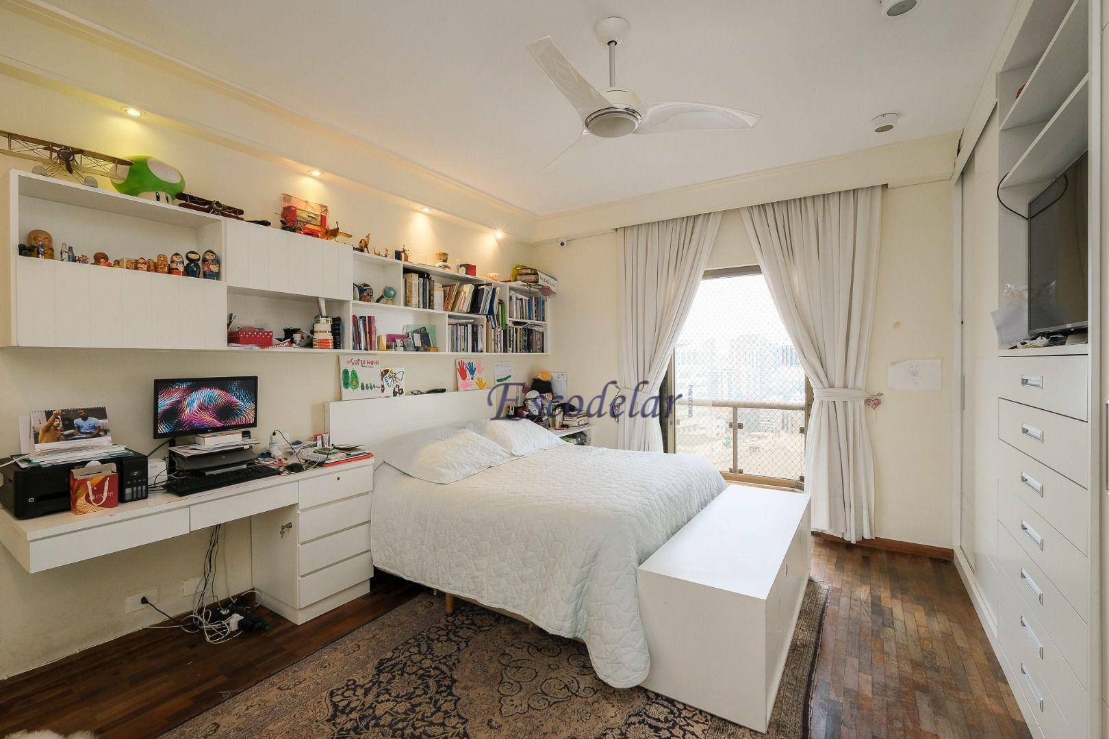 Apartamento à venda com 4 quartos, 270m² - Foto 24