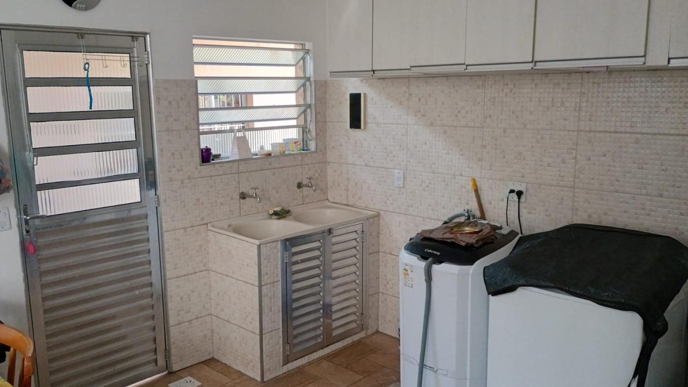 Casa à venda com 3 quartos, 250m² - Foto 20