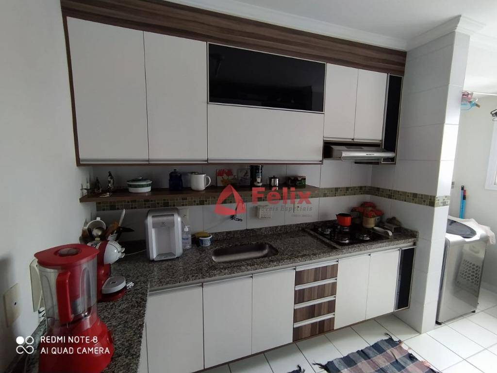 Apartamento à venda com 3 quartos, 86m² - Foto 1