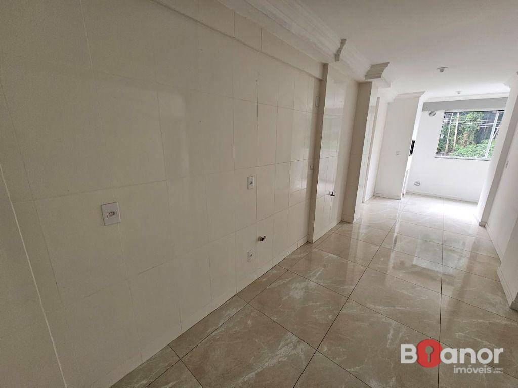 Apartamento à venda com 2 quartos, 90m² - Foto 7