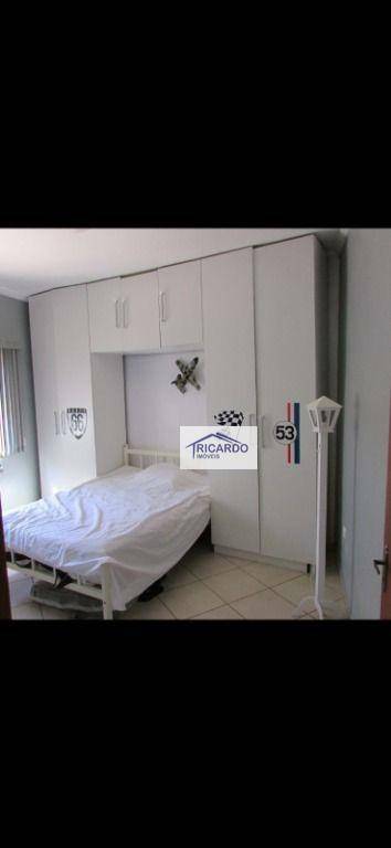 Sobrado à venda com 3 quartos, 209m² - Foto 11