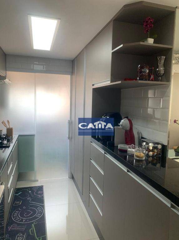 Apartamento à venda com 3 quartos, 70m² - Foto 2