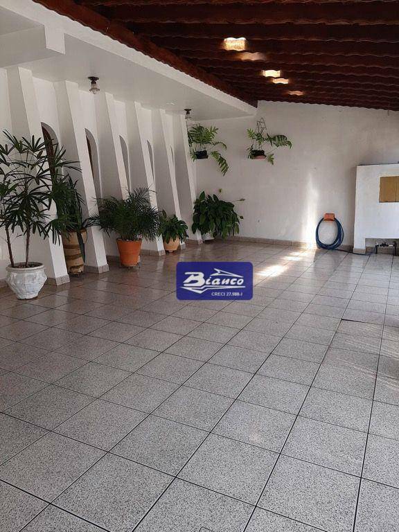 Sobrado à venda com 4 quartos, 352m² - Foto 20