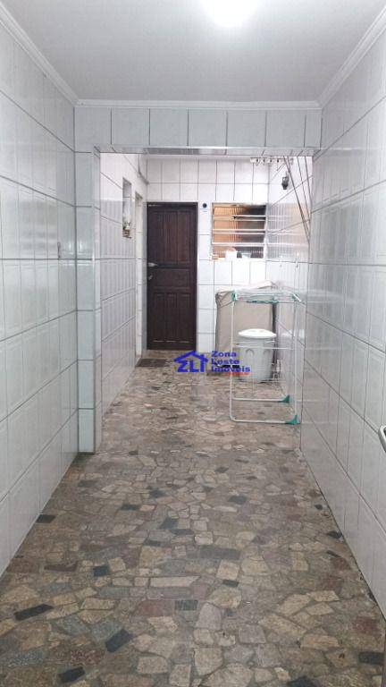 Sobrado à venda com 2 quartos, 141m² - Foto 26