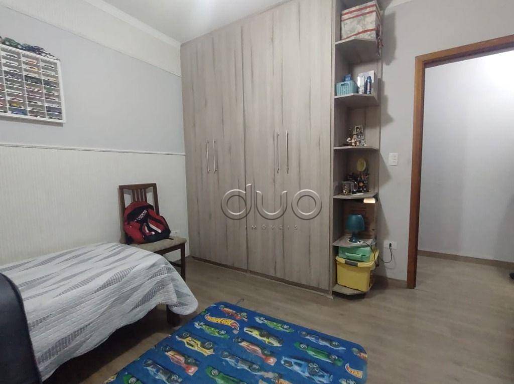 Casa à venda com 2 quartos, 120m² - Foto 11