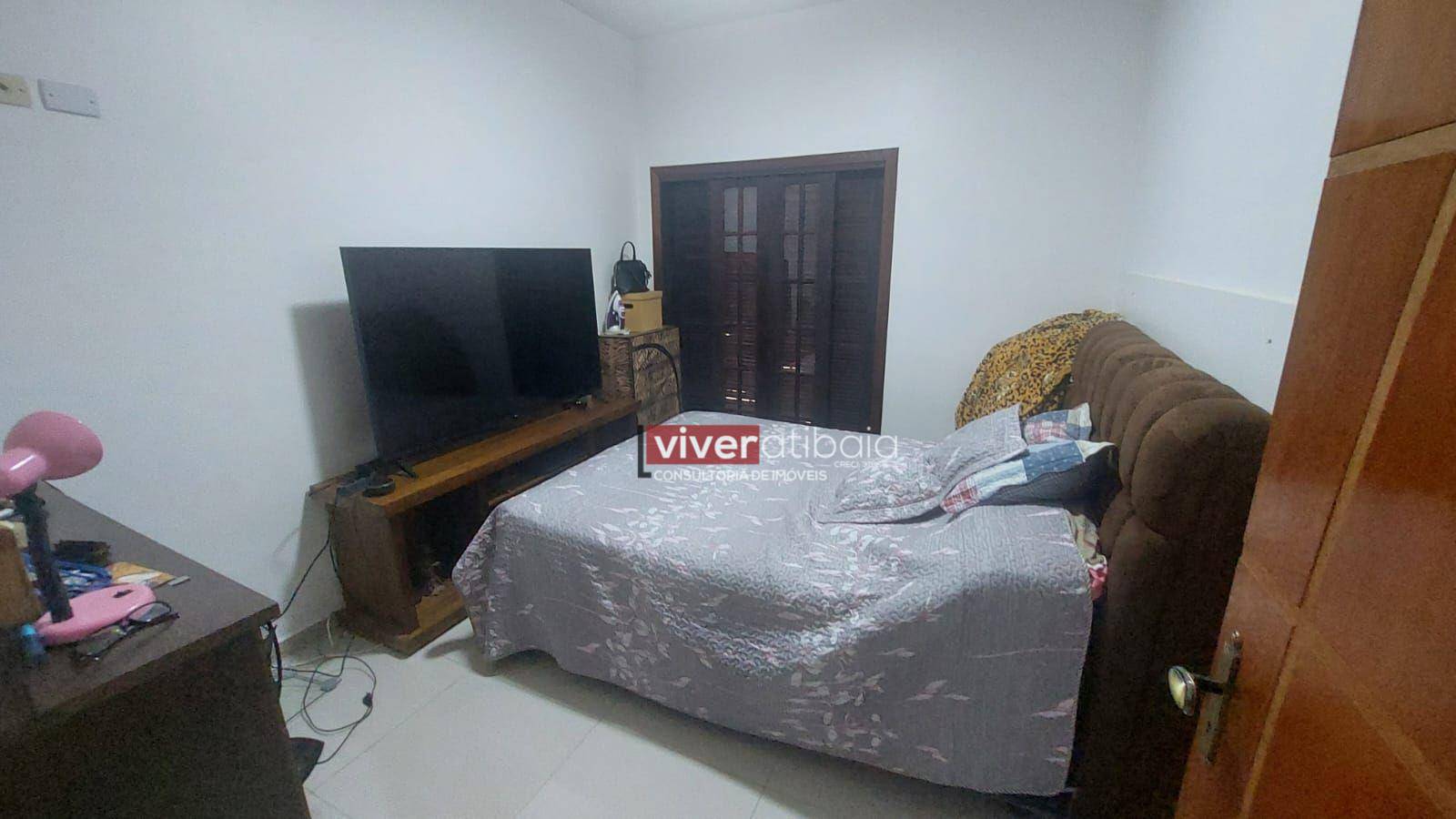 Casa à venda com 4 quartos, 200m² - Foto 8