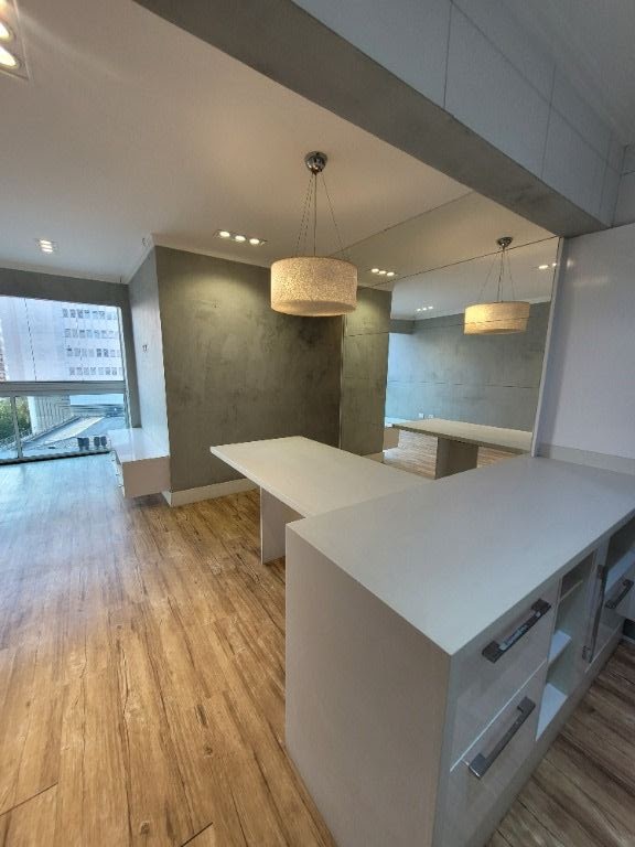 Apartamento para alugar com 2 quartos, 76m² - Foto 10