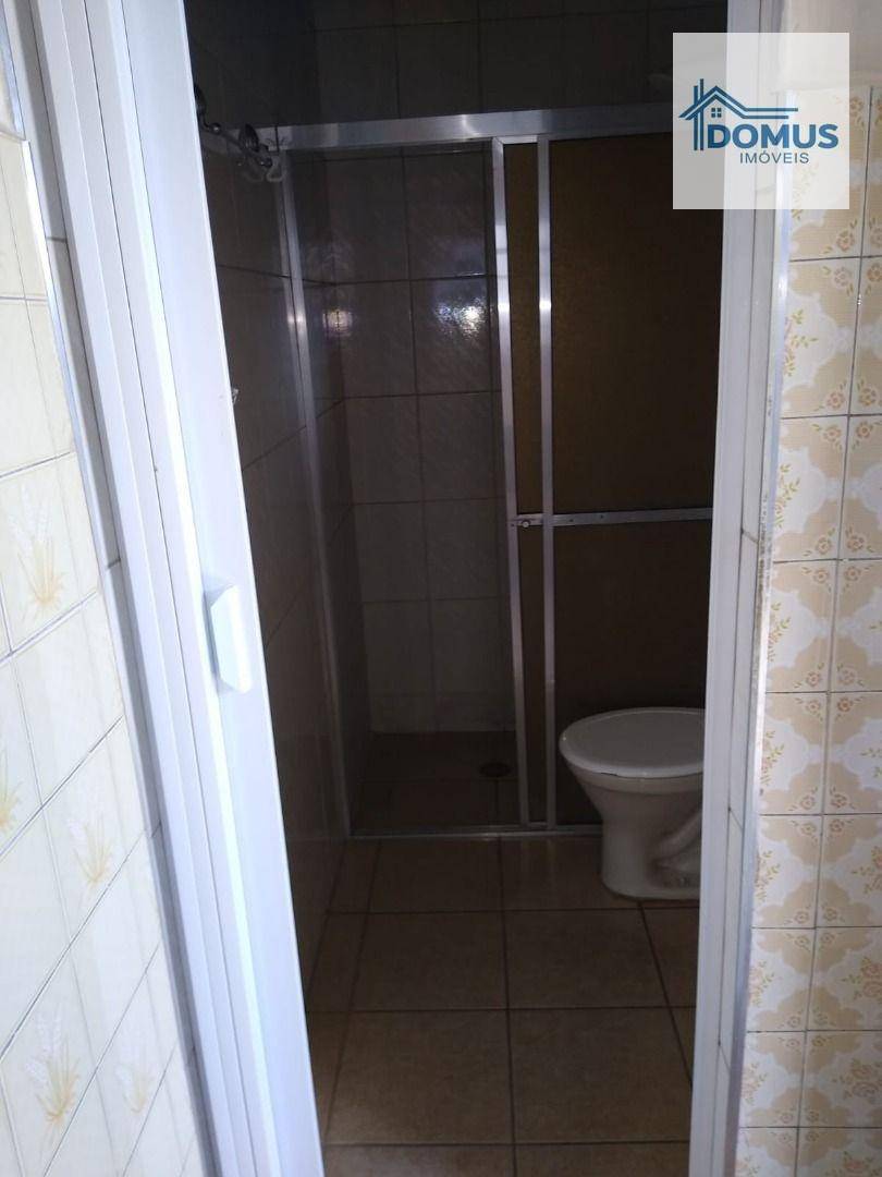 Casa à venda com 4 quartos, 98m² - Foto 17