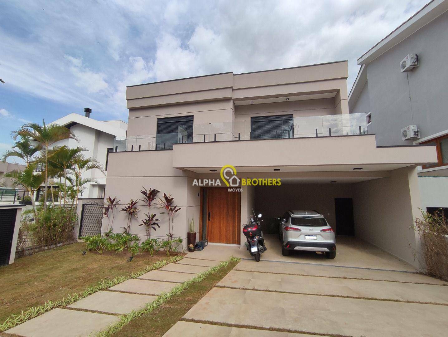 Casa de Condomínio à venda com 4 quartos, 370m² - Foto 1