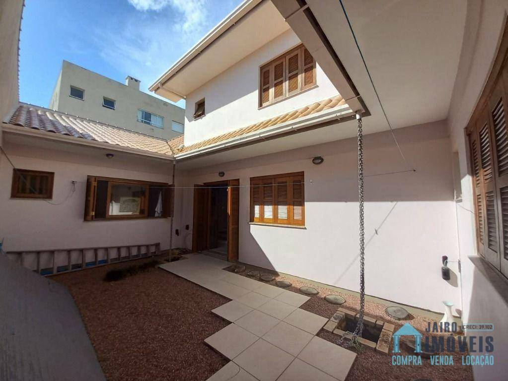 Casa à venda com 3 quartos, 200m² - Foto 9