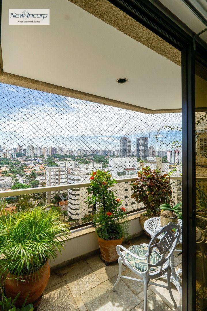 Apartamento à venda com 4 quartos, 200m² - Foto 15