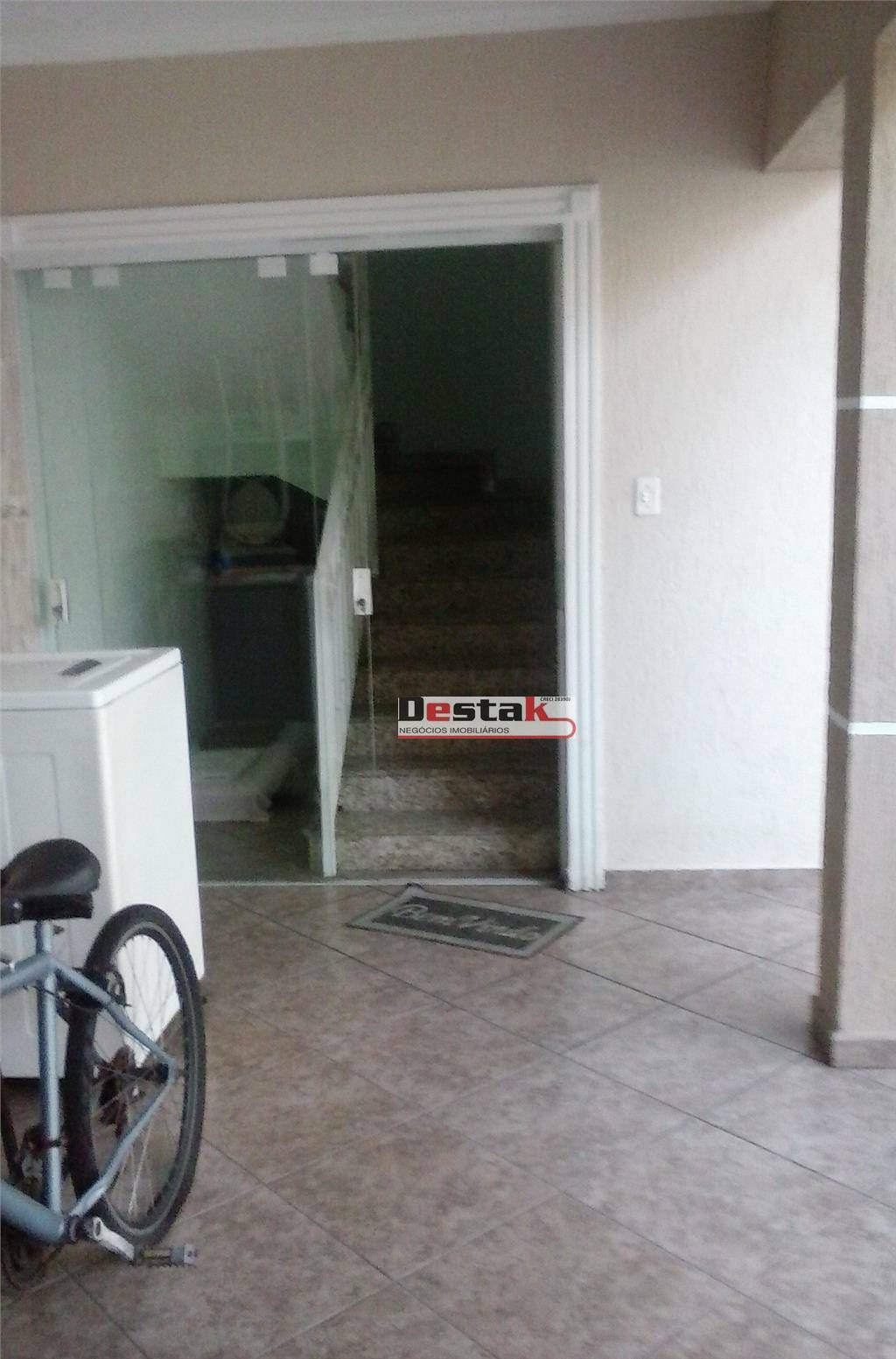 Sobrado à venda com 3 quartos, 200m² - Foto 34