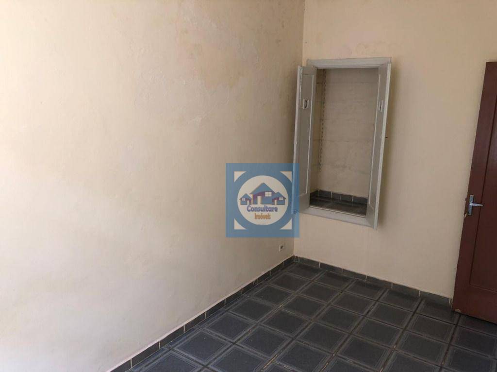 Casa à venda com 3 quartos, 310m² - Foto 22