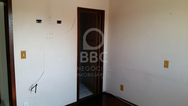 Apartamento à venda com 2 quartos, 75m² - Foto 9