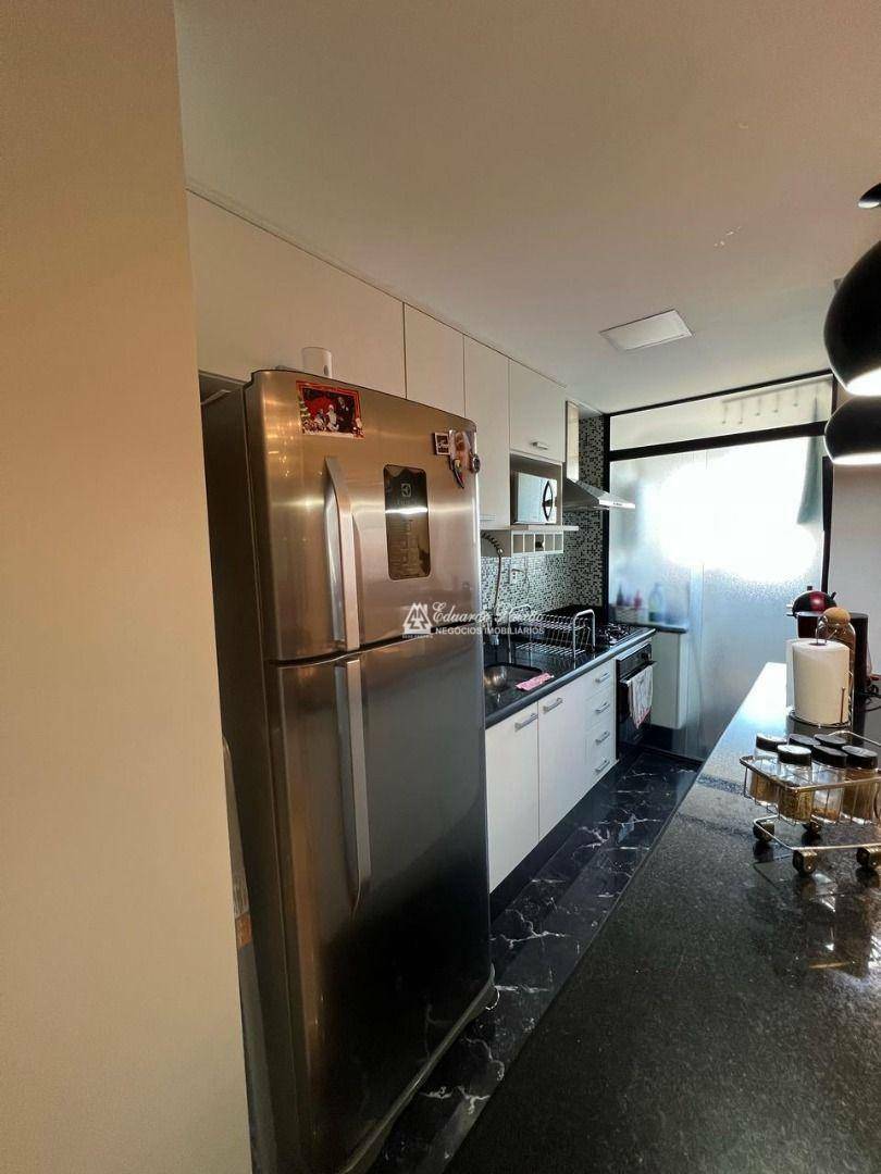 Apartamento para alugar com 2 quartos, 55m² - Foto 4