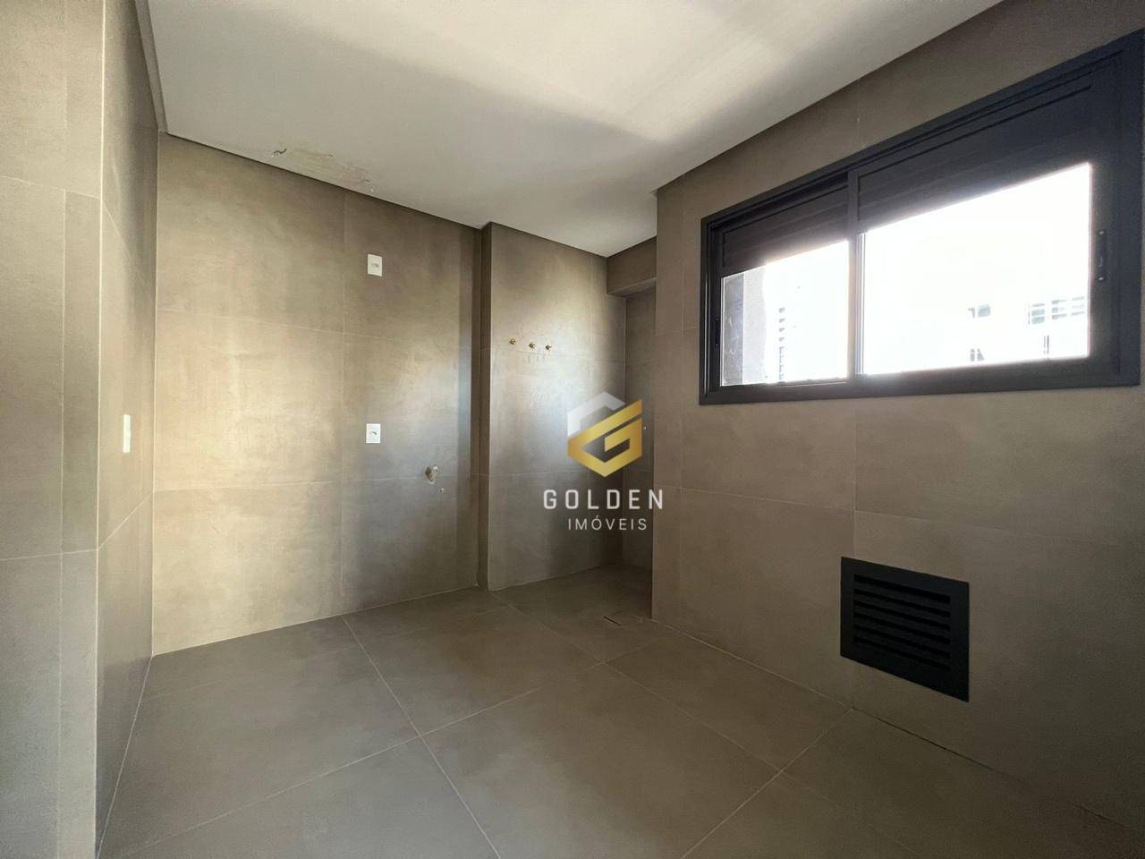 Apartamento à venda com 3 quartos, 249m² - Foto 12