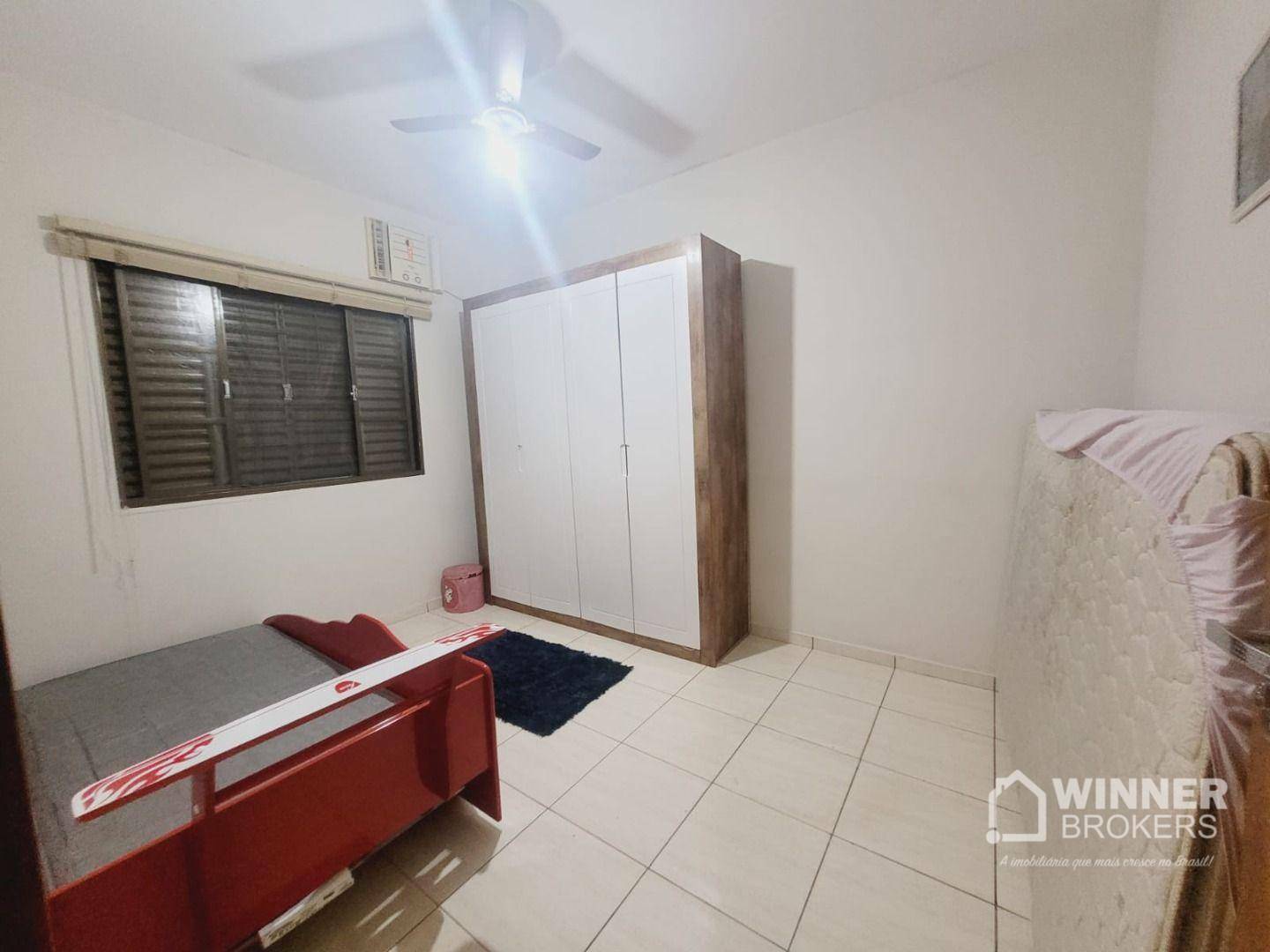 Casa à venda com 3 quartos, 100m² - Foto 7