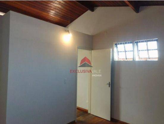 Casa à venda com 3 quartos, 200m² - Foto 9