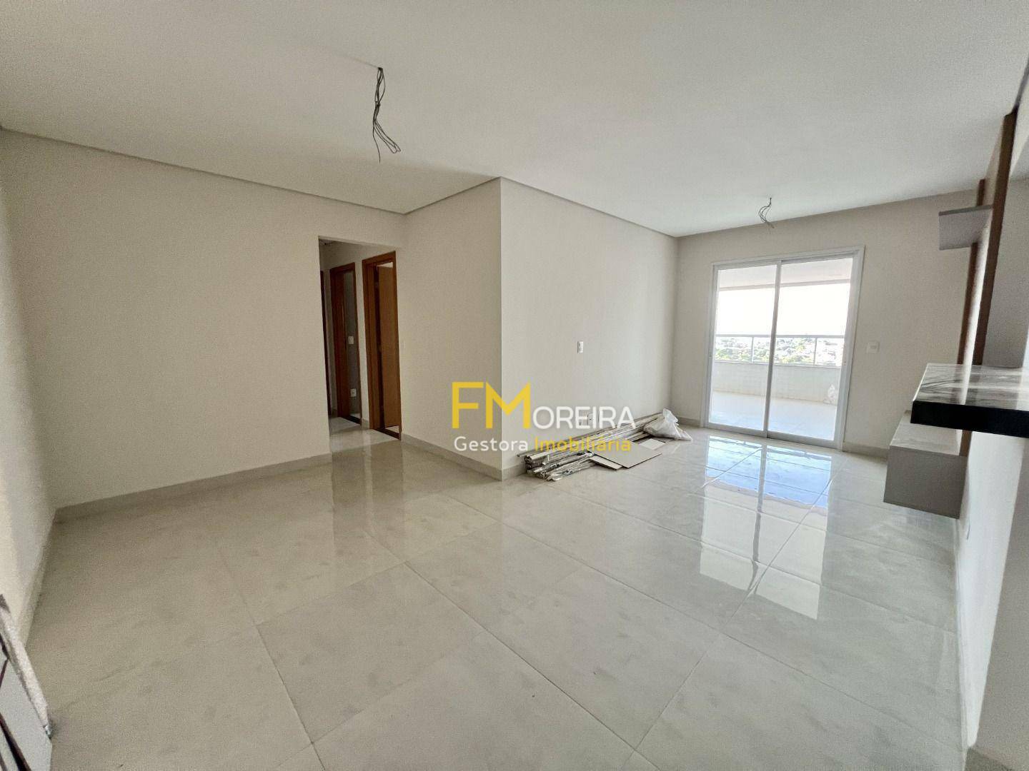 Apartamento à venda com 3 quartos, 118m² - Foto 3