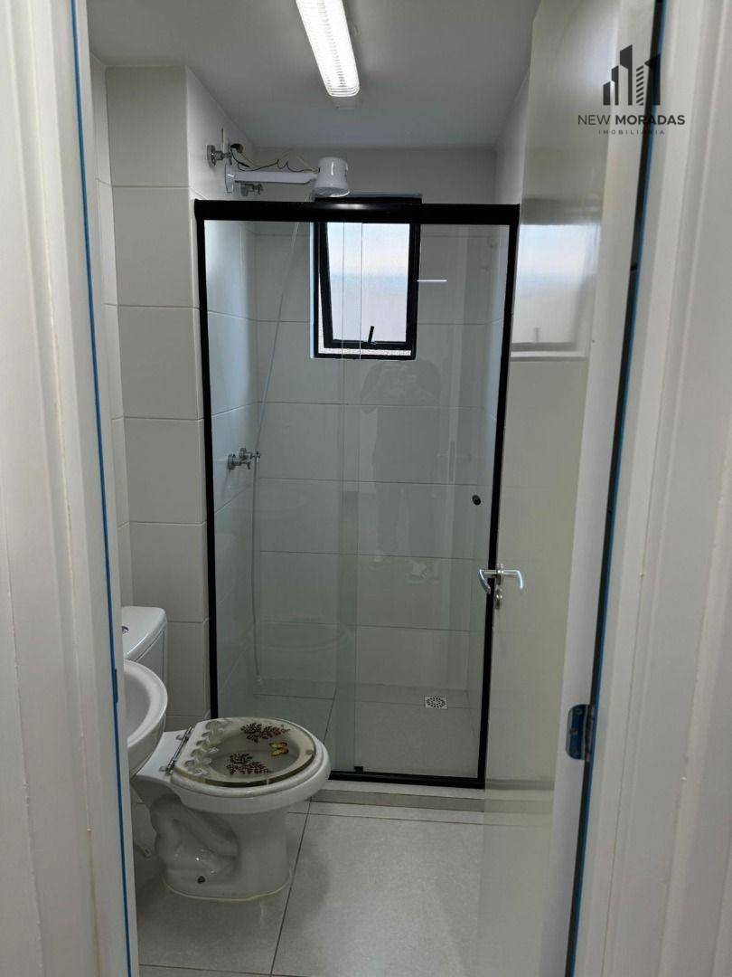 Apartamento à venda com 2 quartos, 45m² - Foto 3