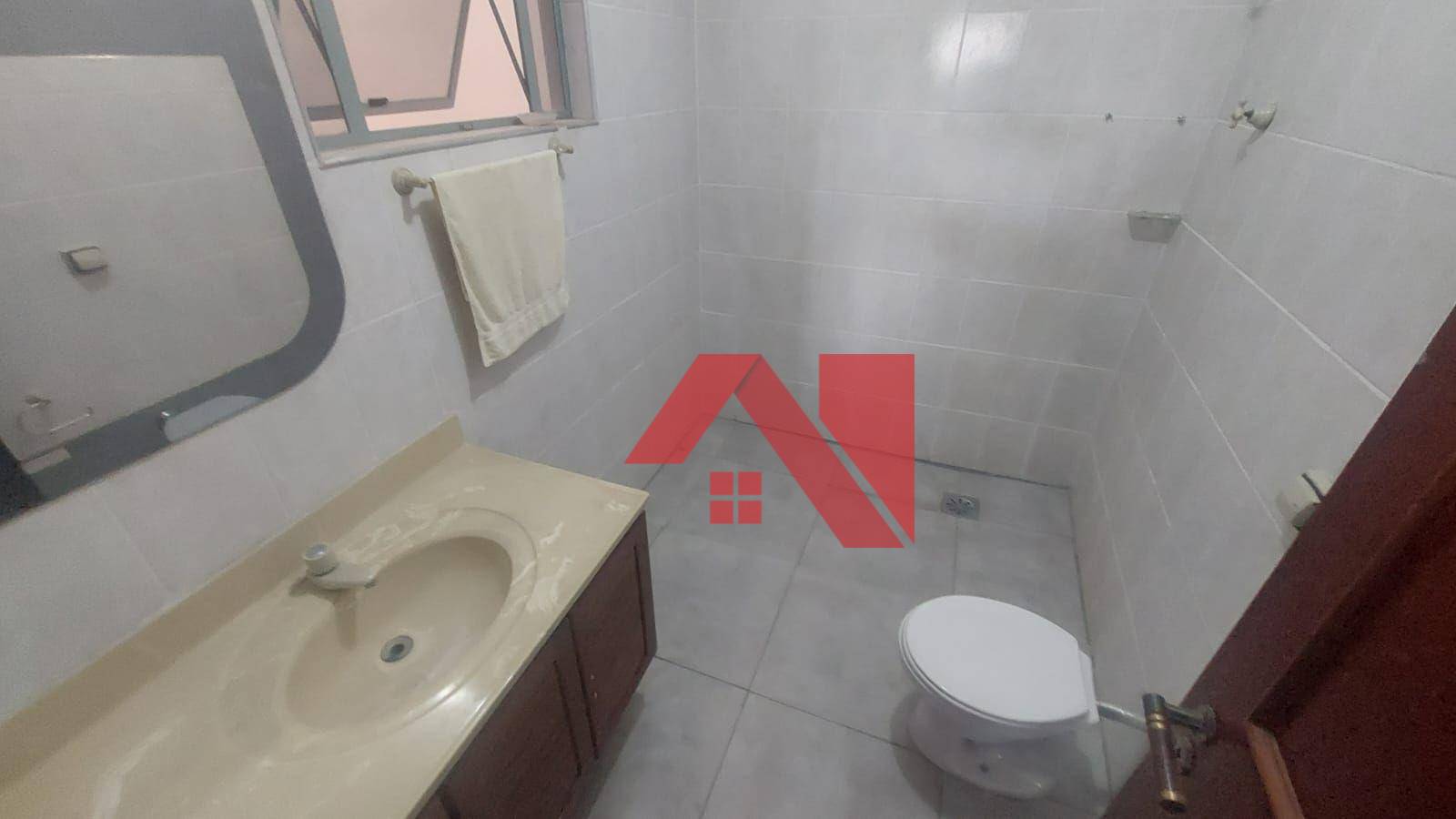 Casa para alugar com 4 quartos, 420m² - Foto 16