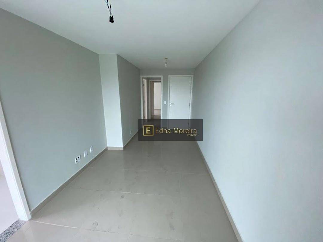 Apartamento à venda com 2 quartos, 60m² - Foto 7